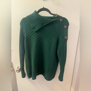 Metric Knits Size M Green Button-Detail Sweater (PTP 21-29) Like New!